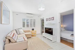 Cottesloe Beach lifestyle - Image 5