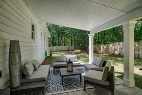 Picturesque Family Haven ~ King Beds ~ Backyard - Image 4