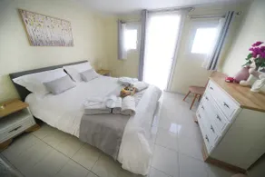 ARGO Downtown Apartment - Image 2