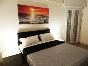 Tiburtina Station Apartment - Image 3