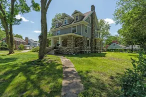 5bd Movie Theater - 7mins to UND - Backyard BBQ - Image 5