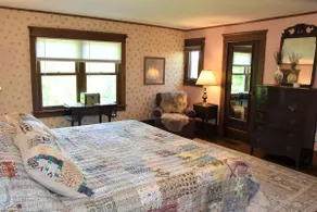Tom's Farm Country Retreat - Image 4