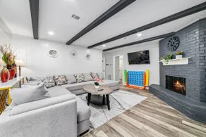Secluded Oasis Hot Tub, Pool Table, Golf & More - Image 4