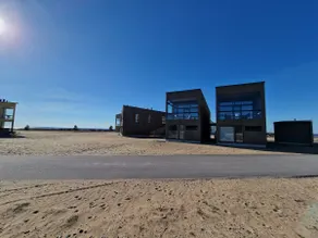 Gorgeous luxury holiday home on the sandy beach (E11) - Image 2