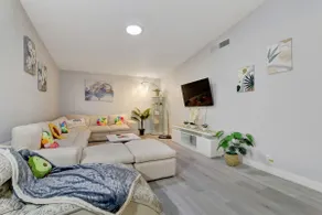 2 bedrooms guest house by Strip - Image 3