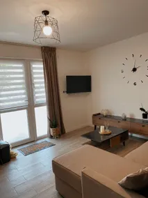 Zena Apartment - Image 2