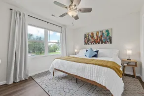 *Central Location*2 King Beds* - Image 2