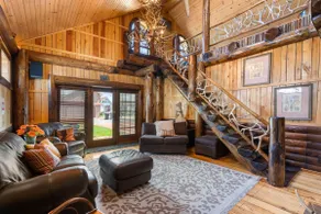 Lakeside Cabin - Image 2