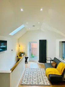Home in Stonehouse - Image 3
