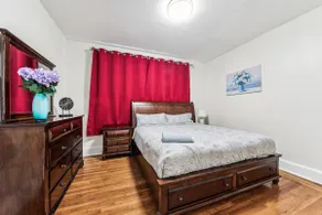 Beautiful 3bed 1bath house 10mins Bus ride to NYC - Image 2