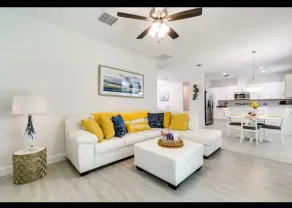 New house only minutes from Weeki Wache State Park - Image 2