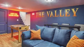 Centrally Located+Backyard Retreat+Family Friendly - Image 3