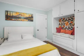 Centrally Located+Backyard Retreat+Family Friendly - Image 3