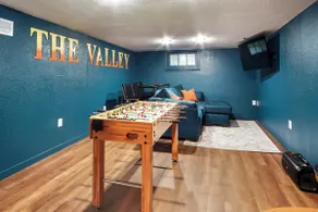 Centrally Located+Backyard Retreat+Family Friendly - Image 2