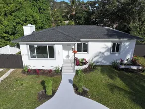 CocoMango Villa - Image 1