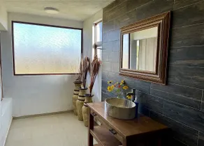 Peace and Comfort: Downtown 10 min away, NO Extra Fee - Image 2