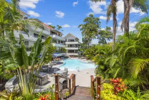 Contemporary Coastal Bliss - Image 3