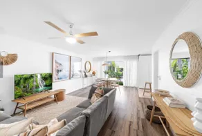 Contemporary Coastal Bliss - Image 4