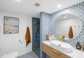 Contemporary Coastal Bliss - Image 2