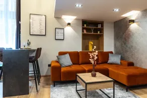 Parliament Dream Apartment! - Image 5