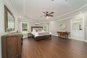 LUX | King Bed | Game Room | Theater TVs | Wi-Fi - Image 2