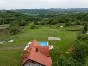 Brezov Grad Vila za izdavanje Uzicko selo - Image 4