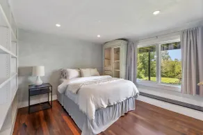 Ridgeview Retreat | Valley Views • Sleeps 6 - Image 4