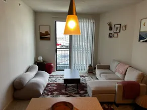 Trendy Domain Getaway, Urban Gem - Image 4