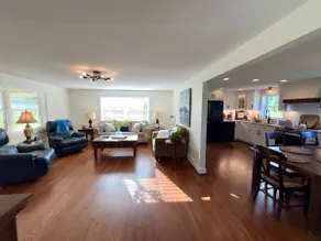 Brush Creek Cottage - Image 3