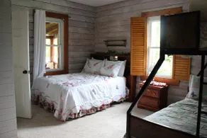 Starr Mountain Cabin - Image 3
