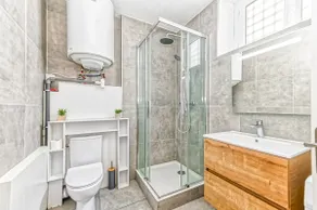 ”Le Saint-Paul” 2-room apartment, Downtown - Image 3