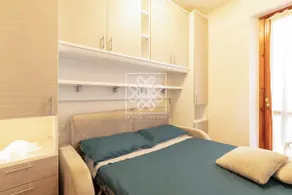 Gina House - Image 2