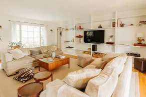 Country retreat on 4 private acres - Image 3
