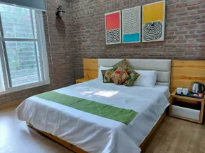 Cozy Luxurious Nature Retreat: Devnishtha Cottage - Image 2