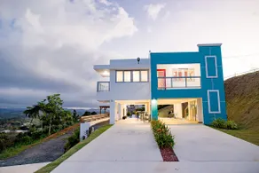 Home for 10 with Pool and Solar Panels in Caguas! - Image 5
