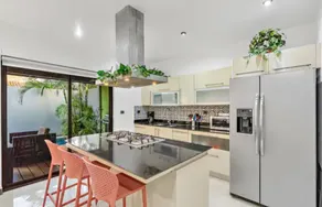 Casa Mojito - Gorgeous 2 Bedroom w/Pool  3 Min Walk to Ocean - Image 5