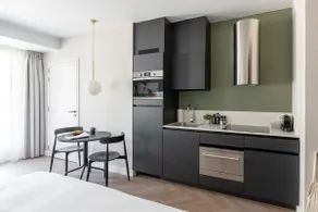 Numa | Medium Studio with Kitchen - Image 2