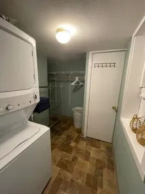 Farmhouse Apartment on 1 acre! - Image 3