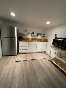 Farmhouse Apartment on 1 acre! - Image 5