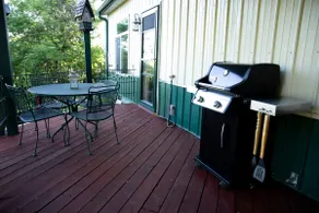 Tom's Retreat - Image 3