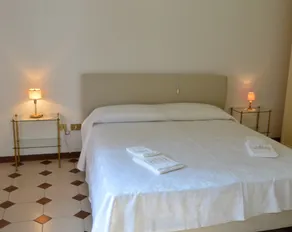 Rosanna's home - Image 4