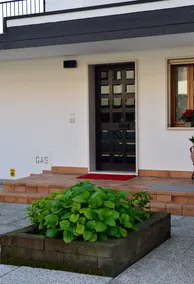 Rosanna's home - Image 2
