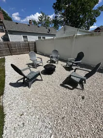 Cozy home downtown with fire pit - Image 2