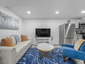 Cozy Retreat - Image 2