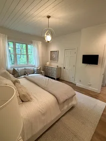 Luxe Mountain Chic in Cashiers - Image 3
