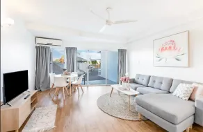 Calm on Cullen - 1 BRM, Ground floor, Pool Access - Image 2