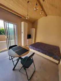 Beachfront cottage for rent - Image 3