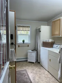 Pop's Place - Image 5