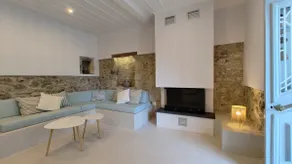 Serene Galaxidi Home - Image 4