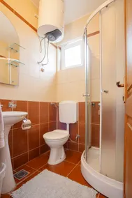 two rooms in one apartment - Image 4